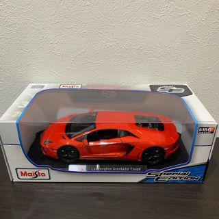 ランボルギーニ(Lamborghini)の1/18 マイスト  Lamborghini Aventador Coupe(ミニカー)