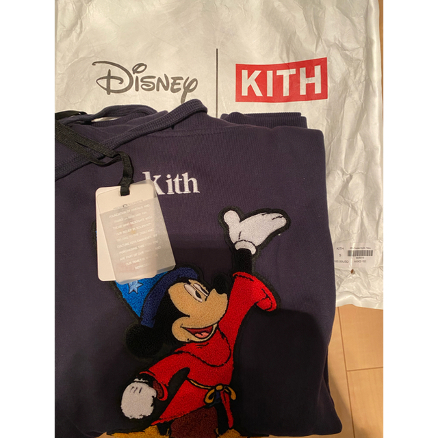 kith disney box logo supreme palace nike 3