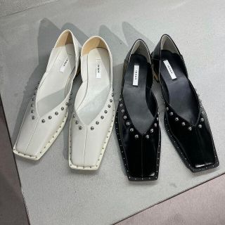 アメリヴィンテージ(Ameri VINTAGE)のAmeri Vintage STUDS WOOD HEEL BABOOSH(ハイヒール/パンプス)