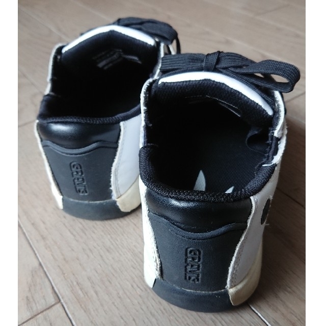 Gravis Gravis グラビス スニーカー レディース ユニセックス 24 0の通販 By あおい S Shop グラビスならラクマ Gravis Gravis グラビス スニーカー レディース ユニセックス 24 0の通販 By あおい S Shop グラビスならラクマ