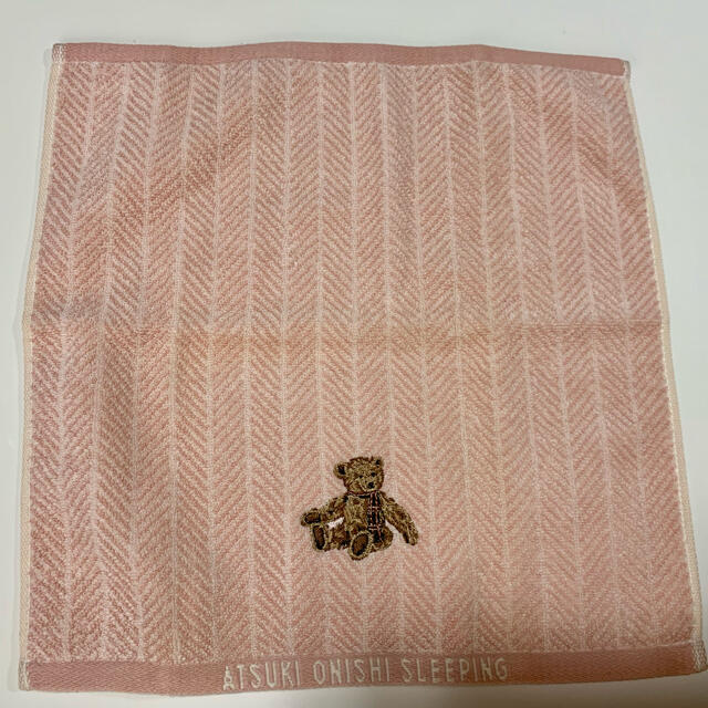 アツキオオニシ　タオルハンカチ レディースのファッション小物(ハンカチ)の商品写真