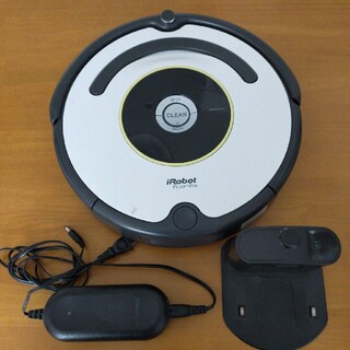 アイロボット(iRobot)のiRobot Roomba ルンバ　(掃除機)