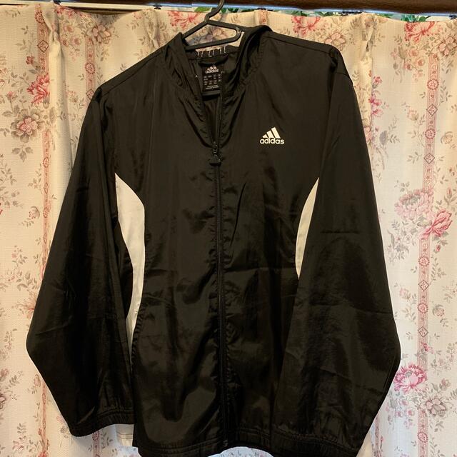 adidas(アディダス)のadidas ウィンドブレーカー　 キッズ/ベビー/マタニティのキッズ服男の子用(90cm~)(ジャケット/上着)の商品写真