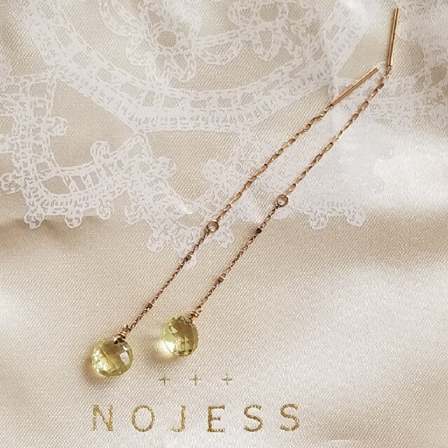 NOJESS(ノジェス)のkirari様専用　ノジェス　ペリドットピアス　K10 レディースのアクセサリー(ピアス)の商品写真