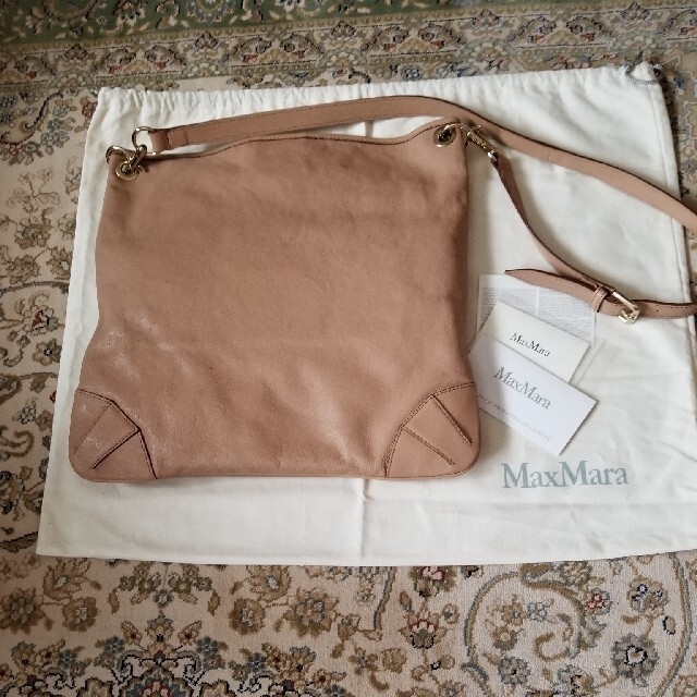 Max Mara(マックスマーラ)の新品マックスマーラMax Mara斜め掛け鞄 レディースのバッグ(ショルダーバッグ)の商品写真