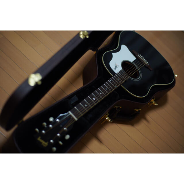 Gibson(ギブソン)のGibson J-45 エボニーブラック1960モデル　ピックアップ搭載 楽器のギター(アコースティックギター)の商品写真