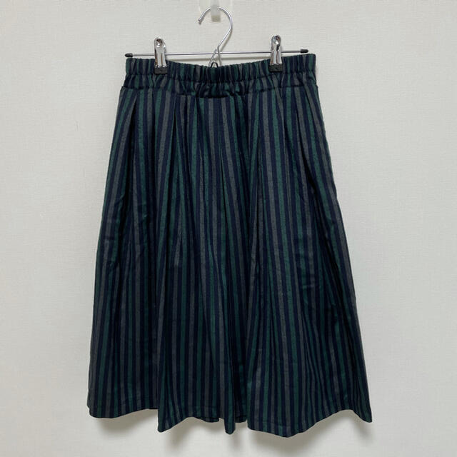 JEANASIS(ジーナシス)のジーナシス　ストライプ　スカート　グリーン レディースのスカート(ひざ丈スカート)の商品写真