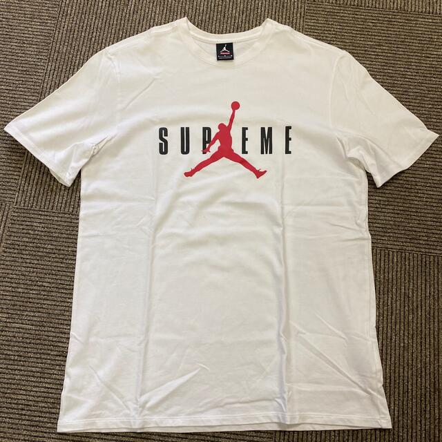 Supreme(シュプリーム)のsupreme Nike JORDAN レディースのトップス(Tシャツ(半袖/袖なし))の商品写真