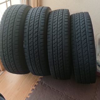 ブリヂストン(BRIDGESTONE)のこうちゃん様 ブリジストンブリザックVL1(タイヤ)