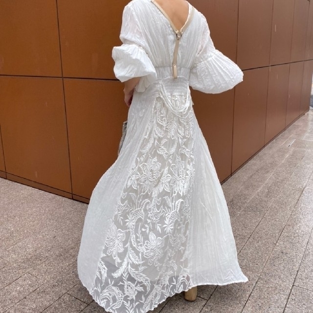 Ameri MEDI EMBROIDERY TULLE LACE DRESS | www.innoveering.net