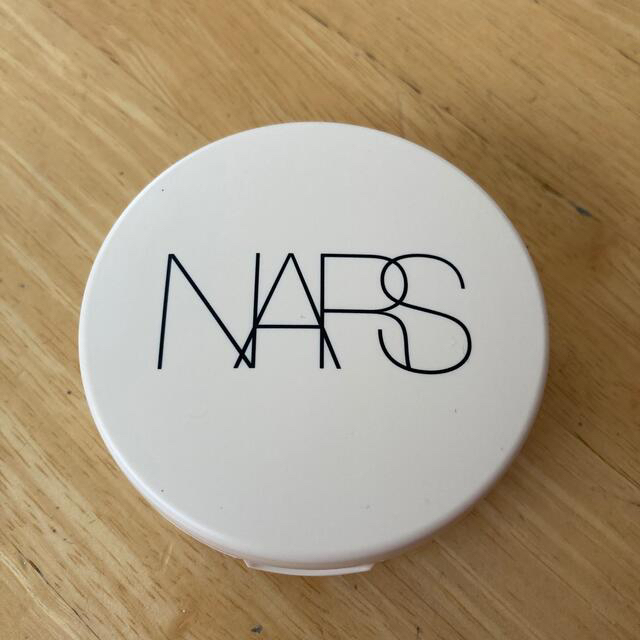 NARS(ナーズ)のNARS ピュアラディアントプロテクションアクアティックグロークッションファンデ コスメ/美容のベースメイク/化粧品(ファンデーション)の商品写真