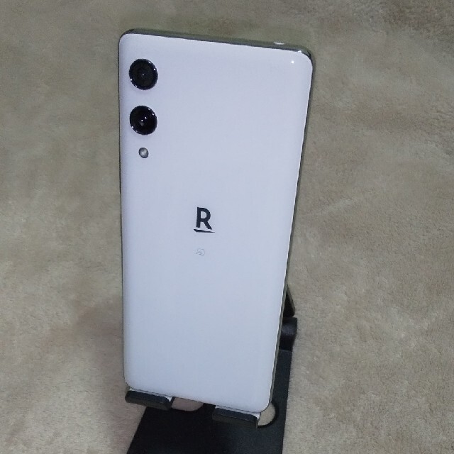 美品】Rakuten Hand ハンド P710 white 白