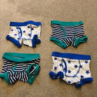 アカチャンホンポ(アカチャンホンポ)の【未使用】子ども用パンツ4枚(下着)