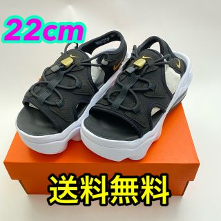 ナイキ(NIKE)のナイキ エアマックスココサンダル koko 22cm 黒/白(サンダル)