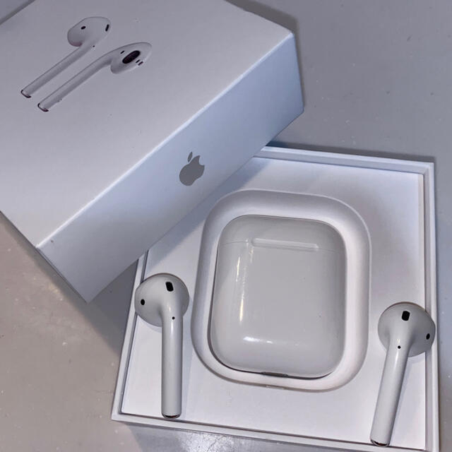 早い者勝ち♡！AirPods☆第一世代☆充電ケース+両耳☆スマホ/家電/カメラ