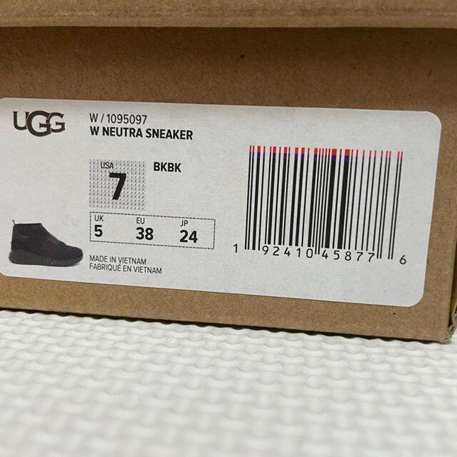 UGG(アグ)のアグ UGG UGG Neutra Sneaker （BLACK） レディースの靴/シューズ(スニーカー)の商品写真