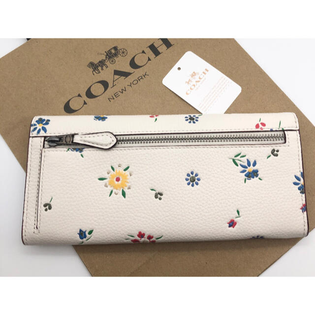 新作　新品　COACH　キーケース　花柄　フラワー