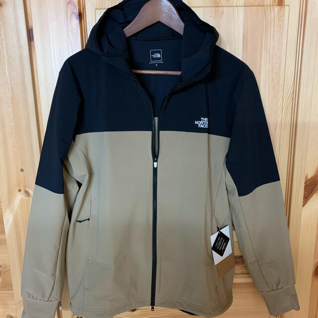 トップスTHE NORTH FACE ザノースフェイス　エイペックスフレックスフーディ