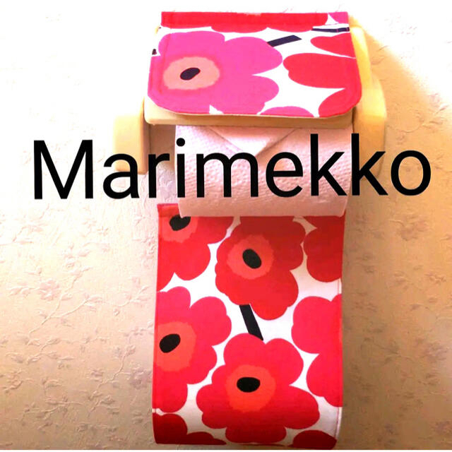 marimekko(マリメッコ)のマリメッコ　marimekko トイレットペーパーホルダー　赤　ウニッコ インテリア/住まい/日用品のインテリア/住まい/日用品 その他(その他)の商品写真