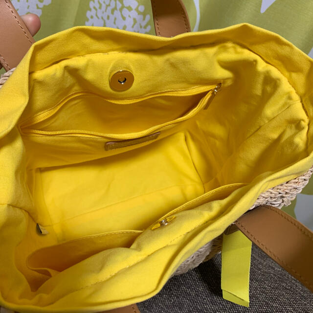 Samantha Thavasa Petit Choice(サマンサタバサプチチョイス)のサマンサタバサ　カゴバッグ レディースのバッグ(かごバッグ/ストローバッグ)の商品写真