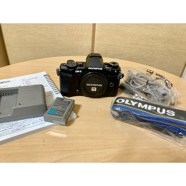 OLYMPUS(オリンパス)のなち様専用　OLYMPUS OM-D E-M5 Mark2 ボディ スマホ/家電/カメラのカメラ(ミラーレス一眼)の商品写真