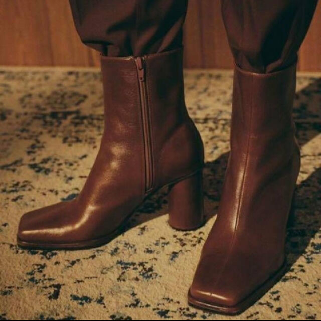Ameri VINTAGE - ameri UNDRESSED DIMENSIONAL SQUARE BOOTSの通販 by