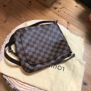 ルイヴィトン(LOUIS VUITTON)のルイヴィトン　エピショルダーバック(ショルダーバッグ)