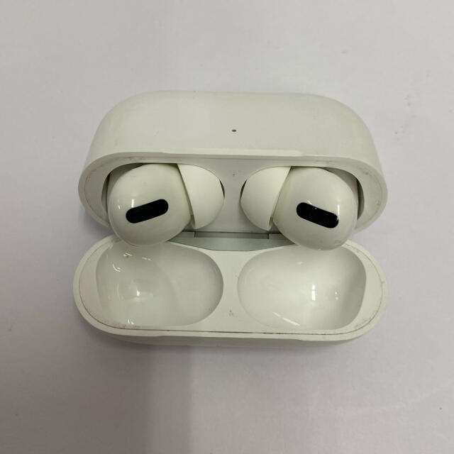 Apple(アップル)の正規品 Apple AirPods Pro スマホ/家電/カメラのオーディオ機器(ヘッドフォン/イヤフォン)の商品写真