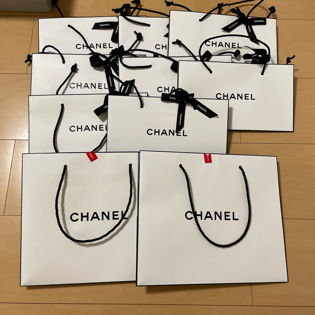 CHANEL(シャネル)のCHANEL ブランド ショップ袋17点セット レディースのバッグ(ショップ袋)の商品写真