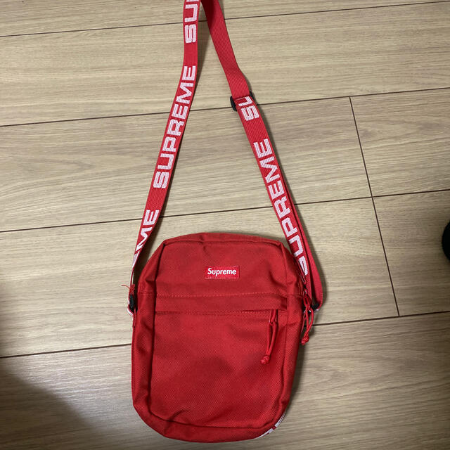 supremeショルダーバッグ