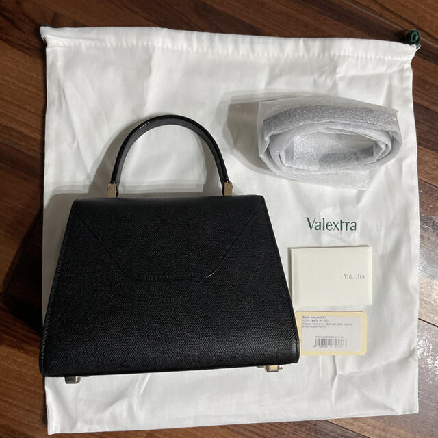 Valextra(ヴァレクストラ)のVALEXTRA イジィデ　ミニバッグ レディースのバッグ(ハンドバッグ)の商品写真