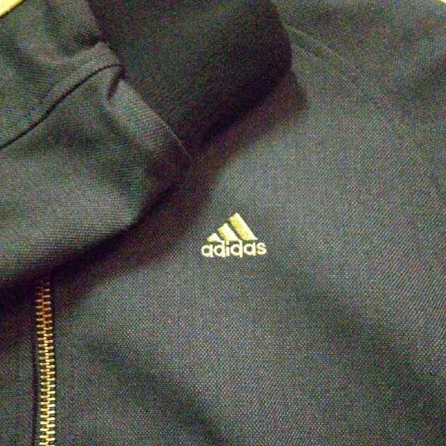 adidas(アディダス)のadidas アディダス トラックジャケット スポーツ/アウトドアのスポーツ/アウトドア その他(その他)の商品写真