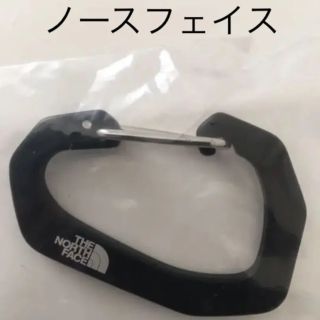 ザノースフェイス(THE NORTH FACE)の【未使用新品】ノースフェイス　カラビナ　非売品　ノベルティーグッズ  ブラック(キーホルダー)