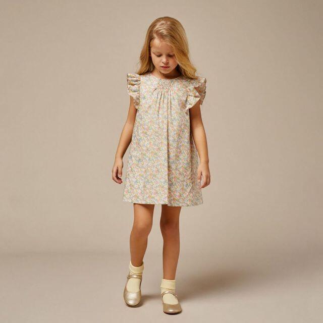 Bonpoint(ボンポワン)のar09様専用　bonpoint 花柄ワンピース キッズ/ベビー/マタニティのキッズ服女の子用(90cm~)(ワンピース)の商品写真