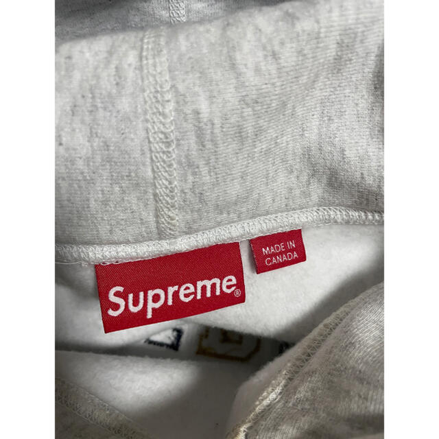 Supreme(シュプリーム)のsupreme the most hooded sweatshirt パーカー メンズのトップス(パーカー)の商品写真