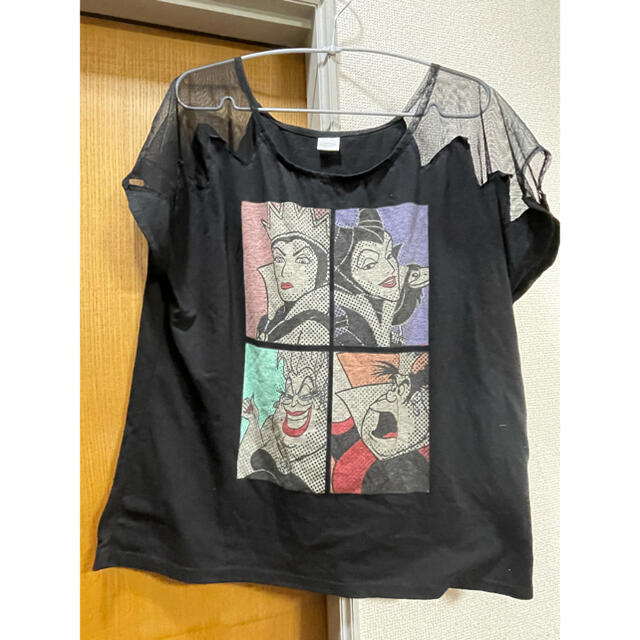 E hyphen world gallery(イーハイフンワールドギャラリー)のヴィランズ シースルー トップス レディースのトップス(Tシャツ(半袖/袖なし))の商品写真