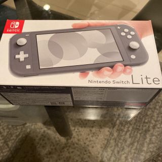 ニンテンドースイッチ(Nintendo Switch)の任天堂スイッチ NINTENDO SWITCH LITE グレー(携帯用ゲーム機本体)