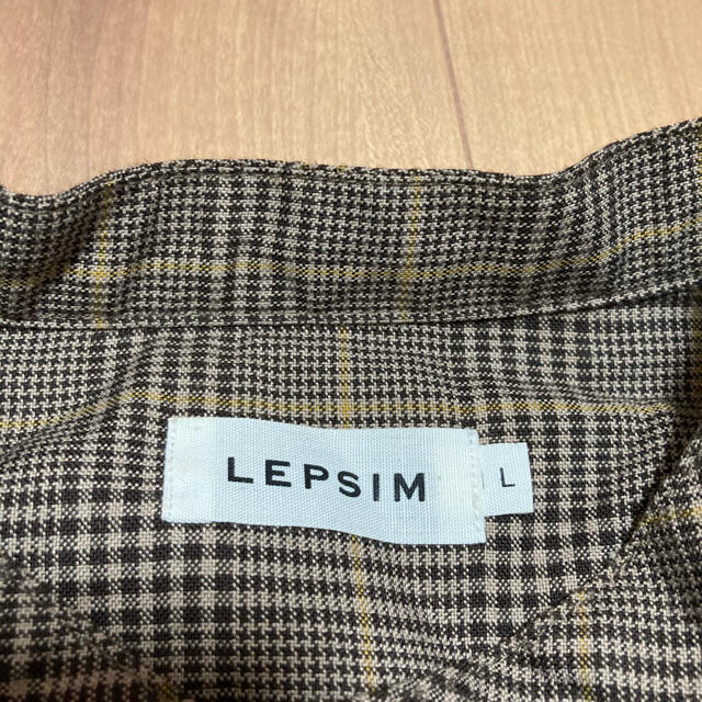LEPSIM(レプシィム)の美品　レプシィム　チェック柄シャツ レディースのトップス(シャツ/ブラウス(長袖/七分))の商品写真