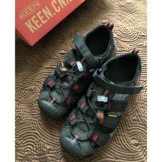 キーン(KEEN)の美品【keen キーン】H2 YOUTHサンダル kidsキッズ22cm(サンダル)