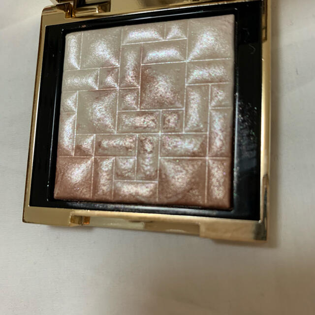 BOBBI BROWN(ボビイブラウン)の限定 ボビイブラウン ハイライティングパウダー L01 ピンクグロウ ミニ コスメ/美容のベースメイク/化粧品(フェイスカラー)の商品写真