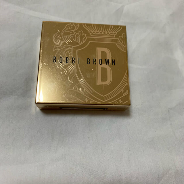 BOBBI BROWN(ボビイブラウン)の限定 ボビイブラウン ハイライティングパウダー L01 ピンクグロウ ミニ コスメ/美容のベースメイク/化粧品(フェイスカラー)の商品写真