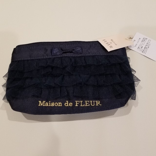 Maison de FLEUR(メゾンドフルール)のﾒｿﾞﾝ  ﾄﾞ ﾌﾙｰﾙ レディースのファッション小物(ポーチ)の商品写真