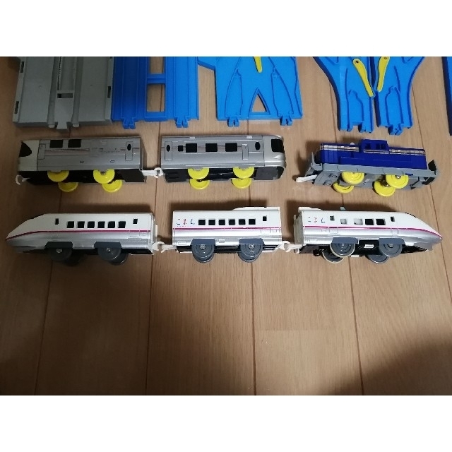 Takara Tomy(タカラトミー)のプラレール　秋田新幹線こまち キッズ/ベビー/マタニティのおもちゃ(電車のおもちゃ/車)の商品写真