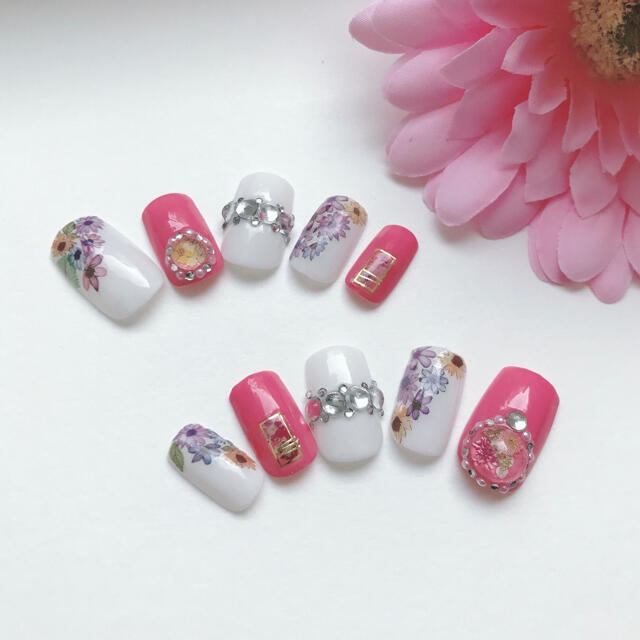 スノードーム風 花 春ネイル Minnailの通販 By Min Nail ラクマ スノードーム風 花 春ネイル Minnailの通販 By Min Nail ラクマ