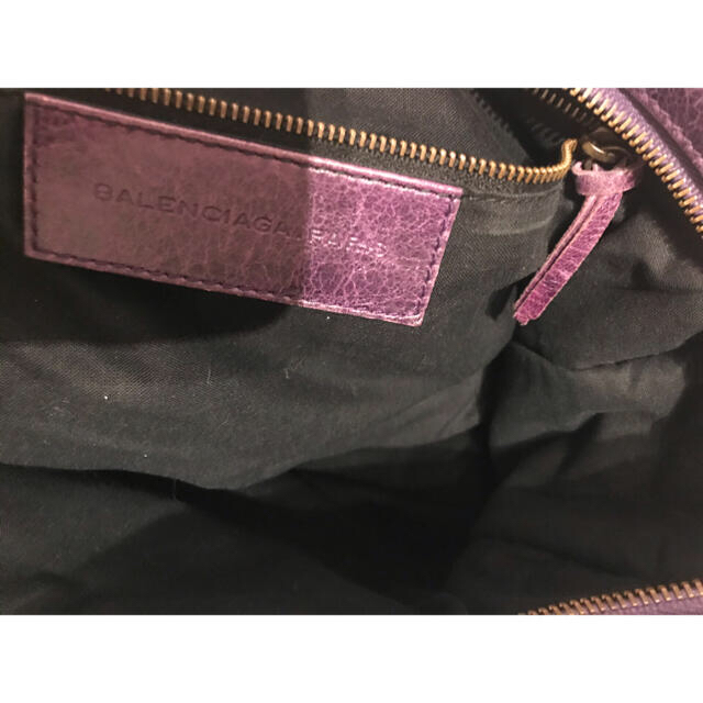 BALENCIAGA BAG(バレンシアガバッグ)のBALENCIAGA   バレンシアガ   シティ　パープル レディースのバッグ(ショルダーバッグ)の商品写真