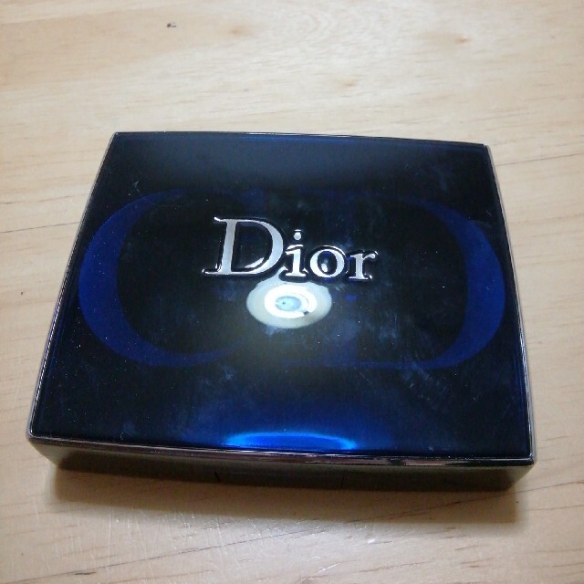 Dior(ディオール)のディオール　サンククルール　アイシャドウ コスメ/美容のベースメイク/化粧品(アイシャドウ)の商品写真