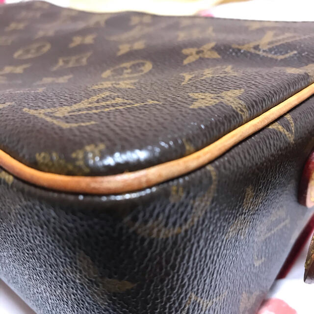 LOUIS VUITTON(ルイヴィトン)のルイ・ヴィトン モノグラム ヴィバ シテMM レディースのバッグ(ショルダーバッグ)の商品写真