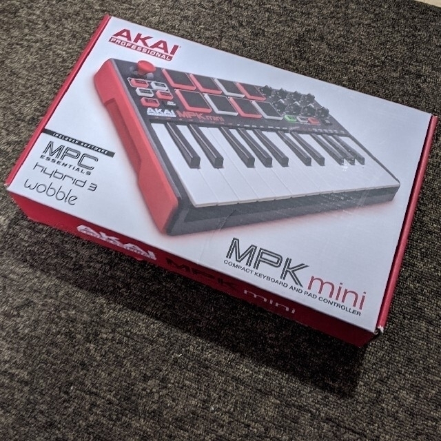 AKAI MPK miniキーボード 楽器の鍵盤楽器(キーボード/シンセサイザー)の商品写真