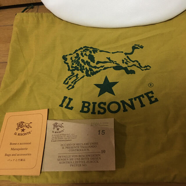 IL BISONTE(イルビゾンテ)のイルビゾンテ白カーフバッグ新品未使用 レディースのバッグ(ショルダーバッグ)の商品写真