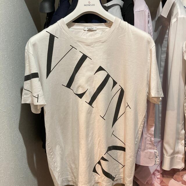 VALENTINO(ヴァレンティノ)のヴァレンティノ  Tシャツ メンズのトップス(Tシャツ/カットソー(半袖/袖なし))の商品写真